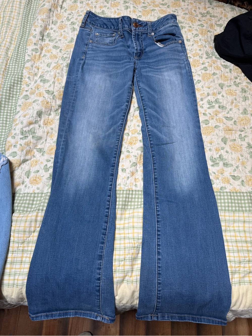 American Eagle Outfitters Blue Boyfriend Jeans
